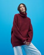 Tailor Made Relaxed Knit Turtleneck Sweater – Bordeaux - Image 2