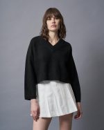 Tailor Made Relaxed Knit Sweater V neck – Black - Image 2