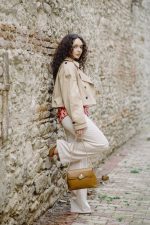 Vicolo Cropped Trench Coat – Beige