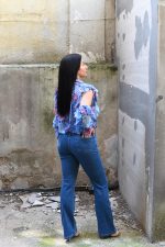 Eveleya Bluebell Shirt With Gold Details - Image 4