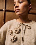 Tailor Made Round neck roses – Beige - Image 2